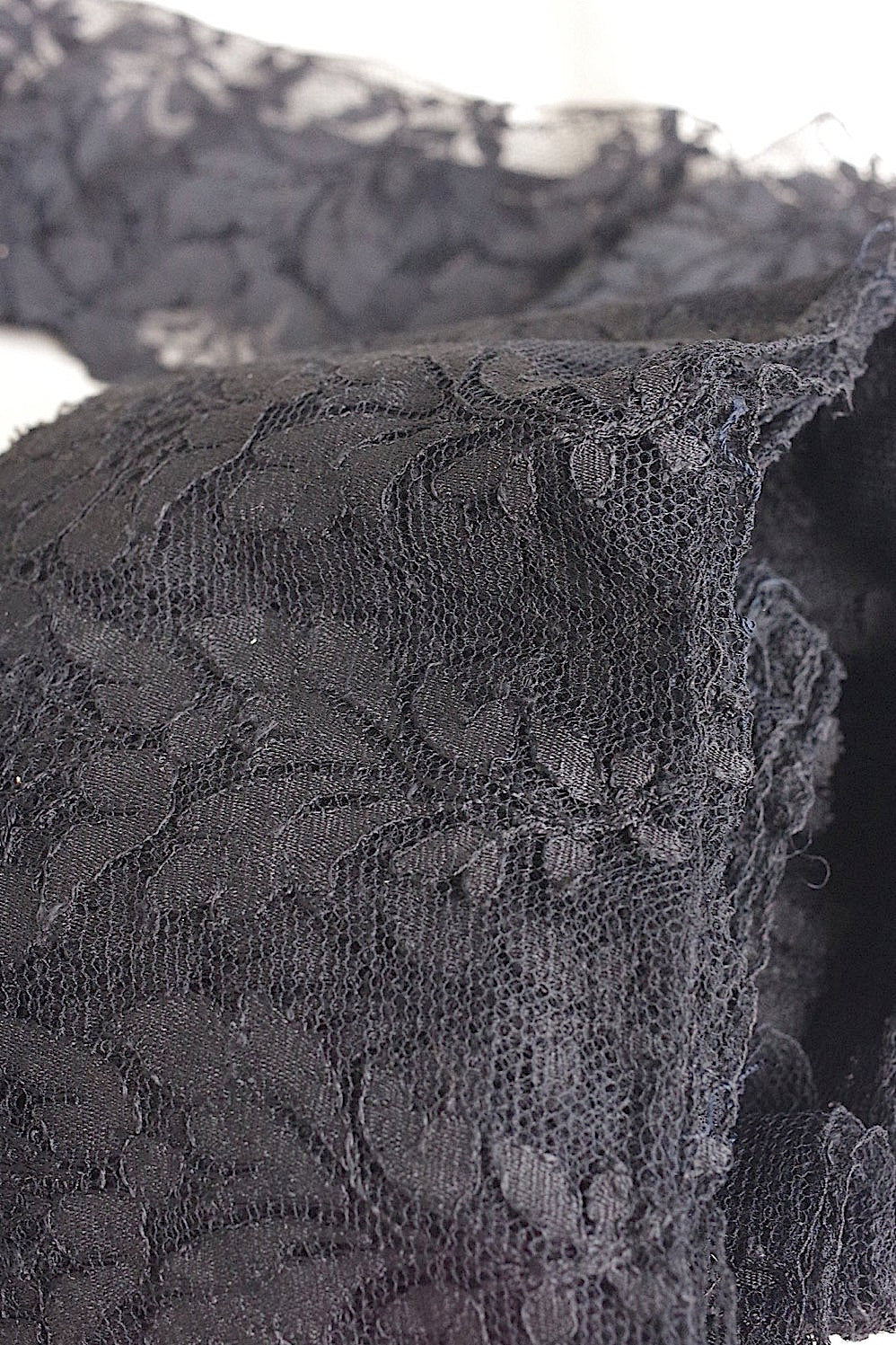 dentelle antique antique lace blonde black