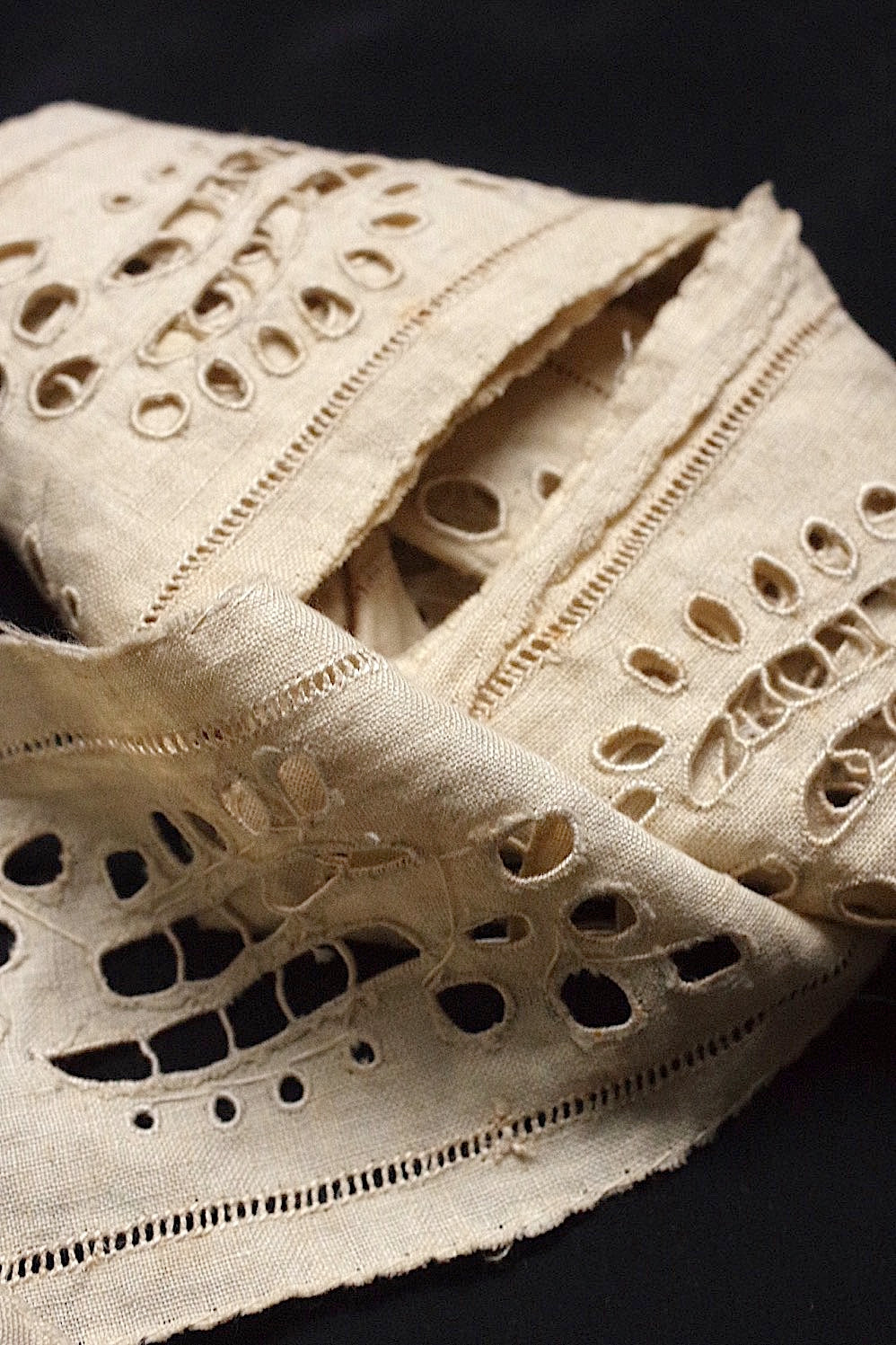 dentelle antique アンティークレース 刺繍 装飾テープ