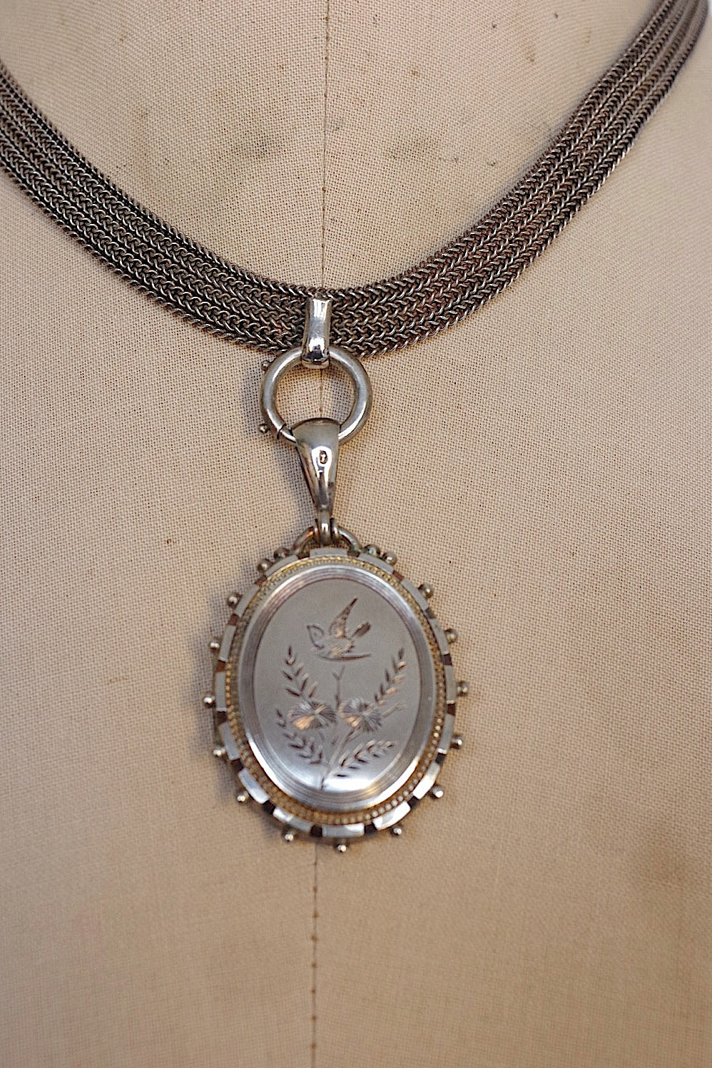 collier antique アンティーク ペンダント ロケット