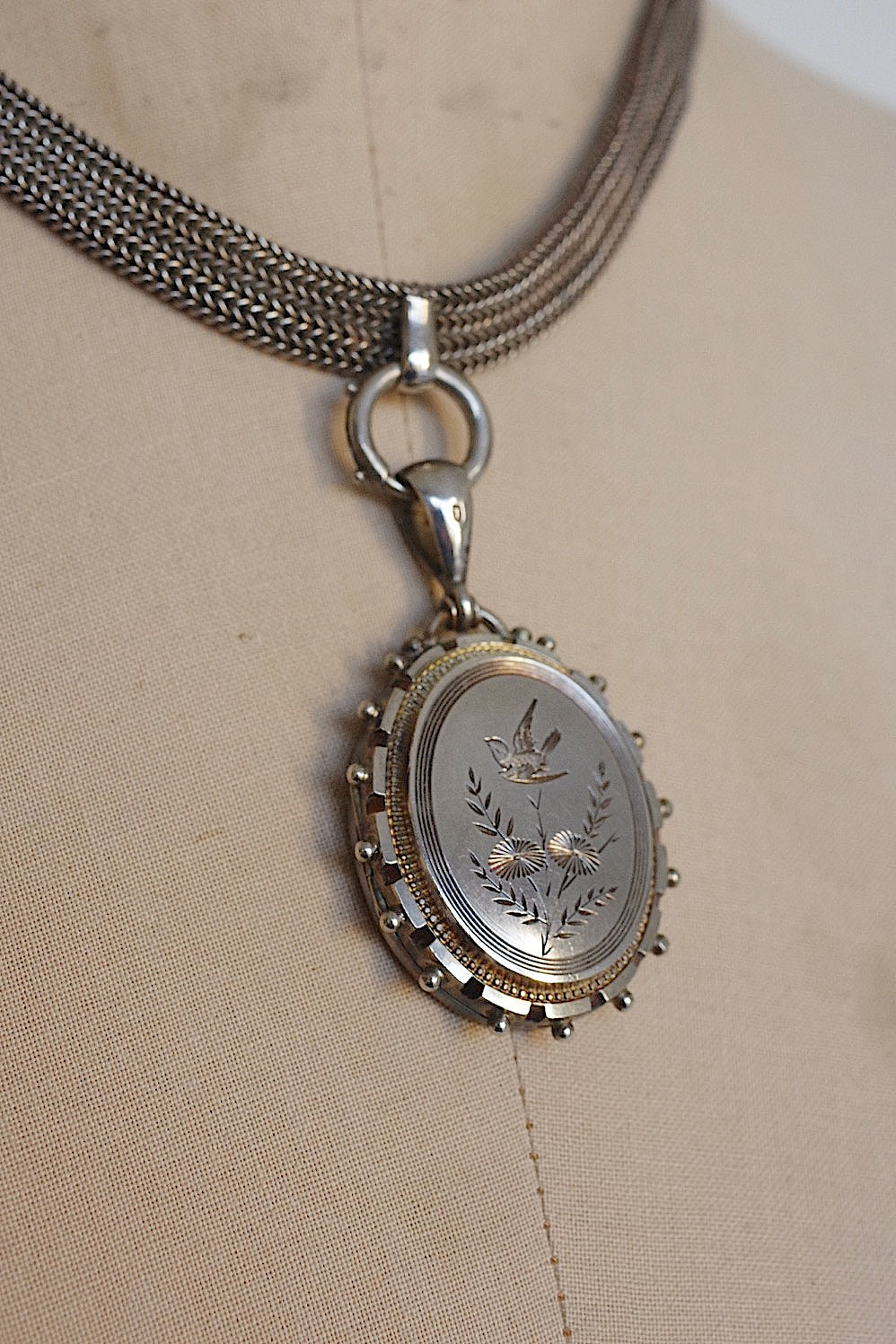 collier antique アンティーク ペンダント ロケット
