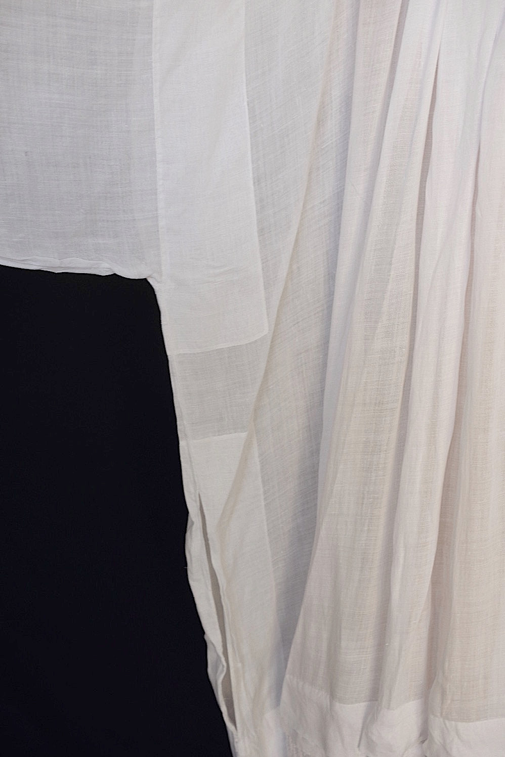 vêtement antique アンティーク司祭様チュニック aube3 .FR a l'epoque