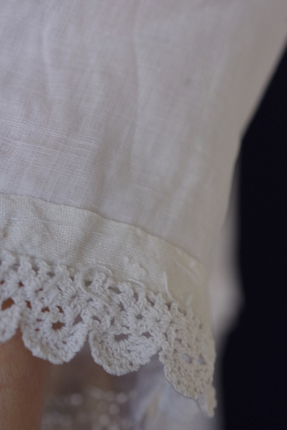 vêtement antique アンティーク司祭様チュニック aube3 .FR a l'epoque