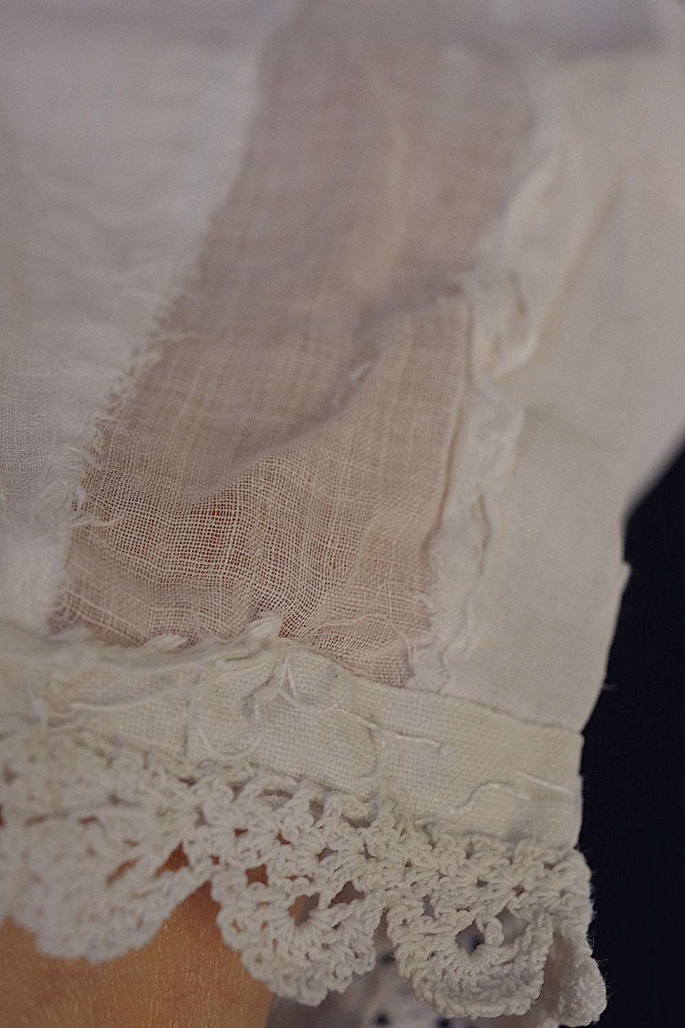 vêtement antique アンティーク司祭様チュニック aube3 .FR a l'epoque