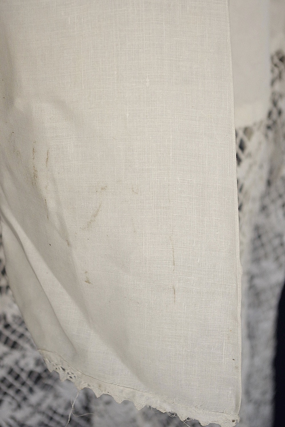 vêtement antique アンティーク 教会チュニック aube1 .FR a l'epoque