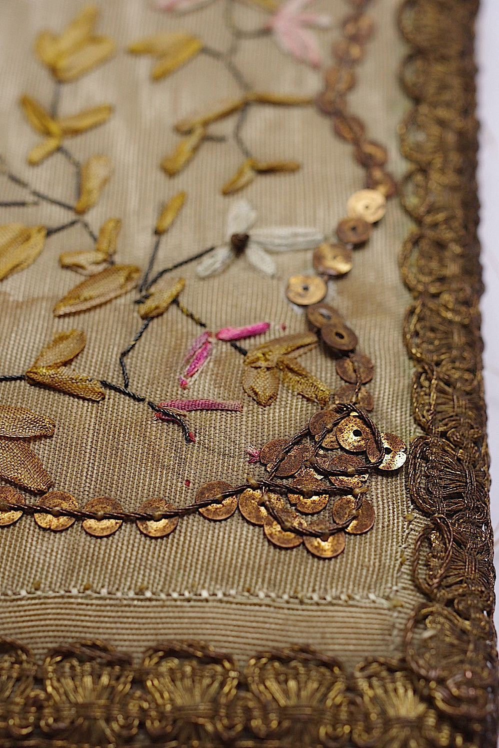cadre antique antique embroidery frame
