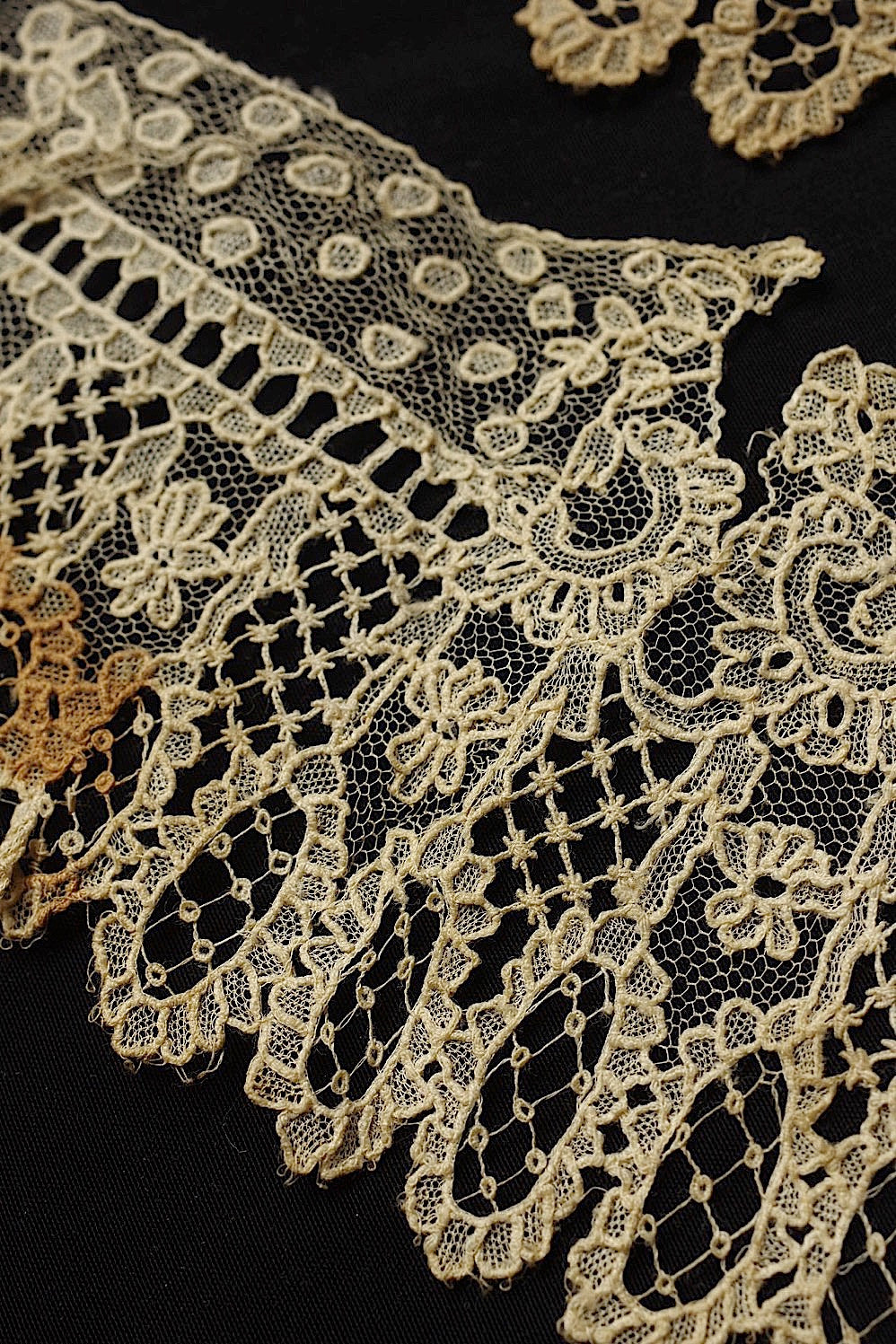 dentelle antique アンティークレース ブリュクセルレース ハギレセット