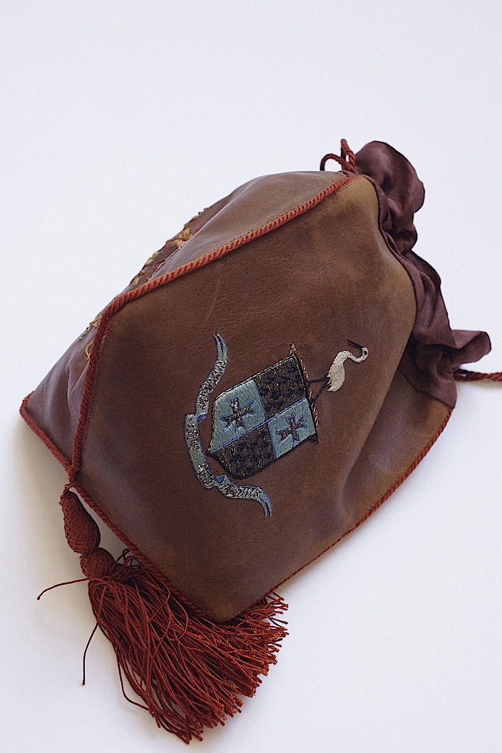 pochette antique アンティーク革製巾着 .FR a l'epoque