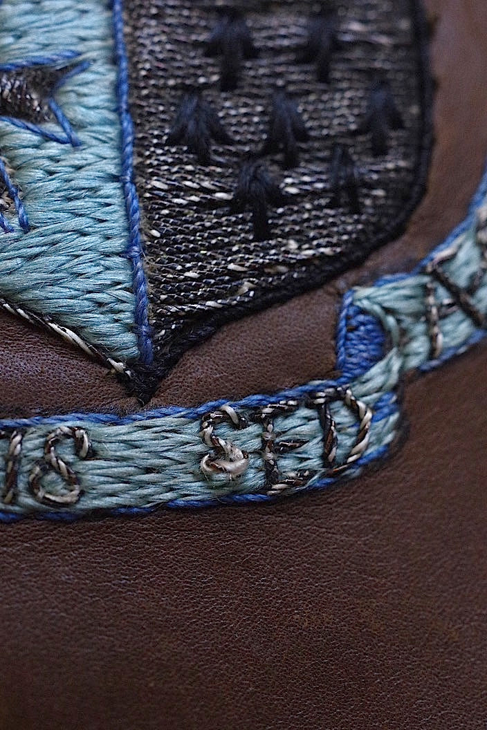 pochette antique アンティーク革製巾着 .FR a l'epoque