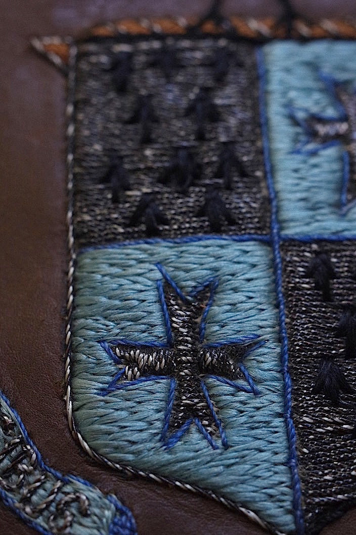 pochette antique アンティーク革製巾着 .FR a l'epoque