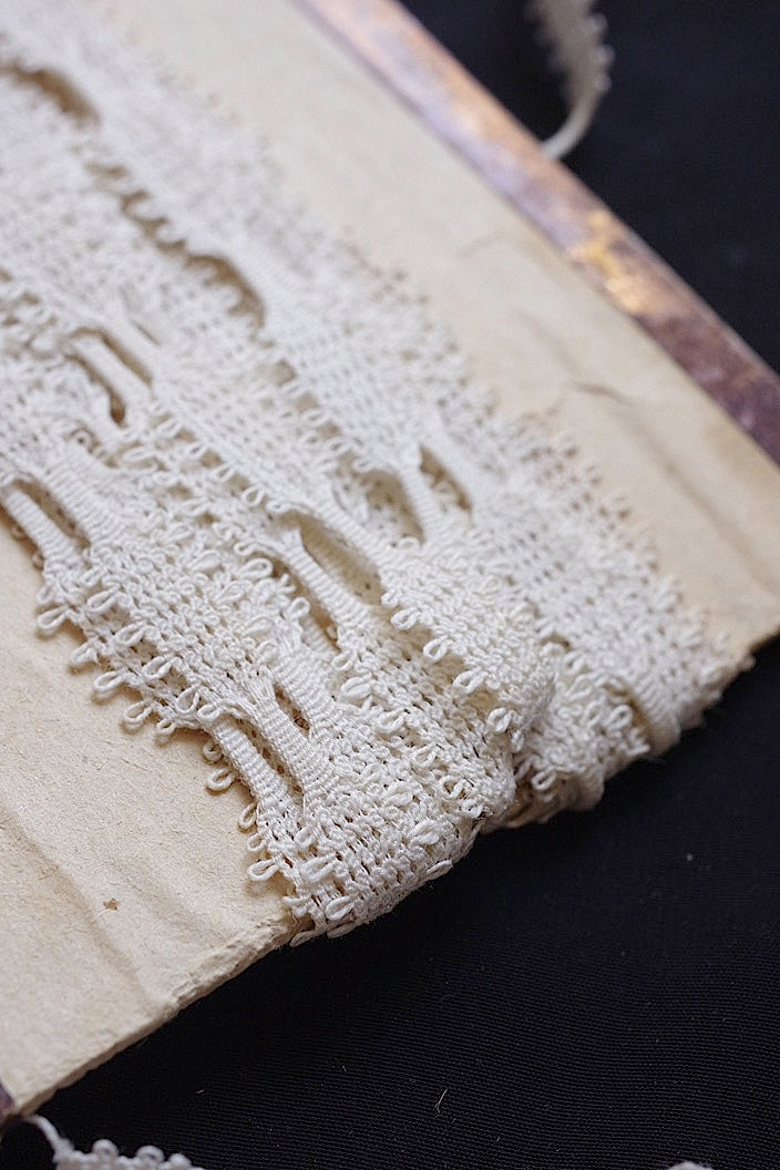 dentelle antique antique lace Tyrol tape 3 types