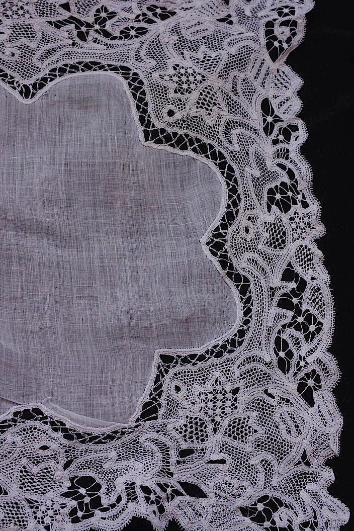 dentelle ancienne antique antique lace handkerchief 2 pieces
