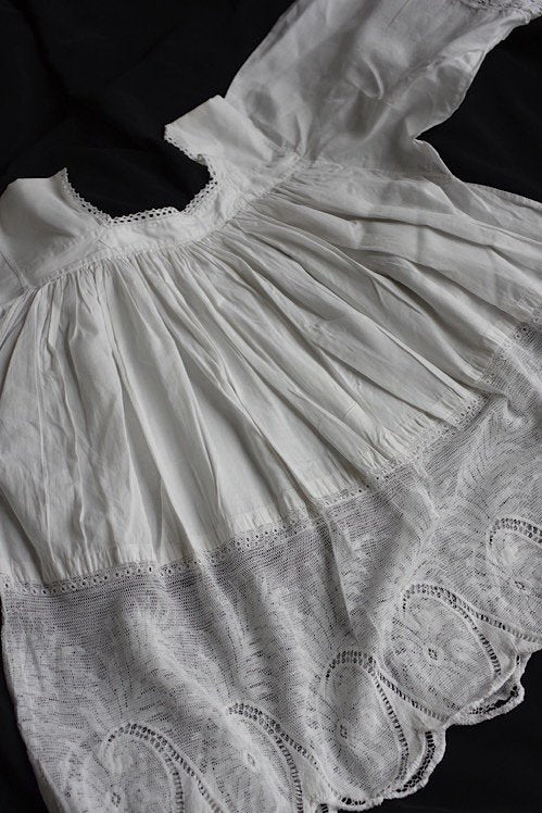 vetement d'enfan antique children's clothing church tunic 4