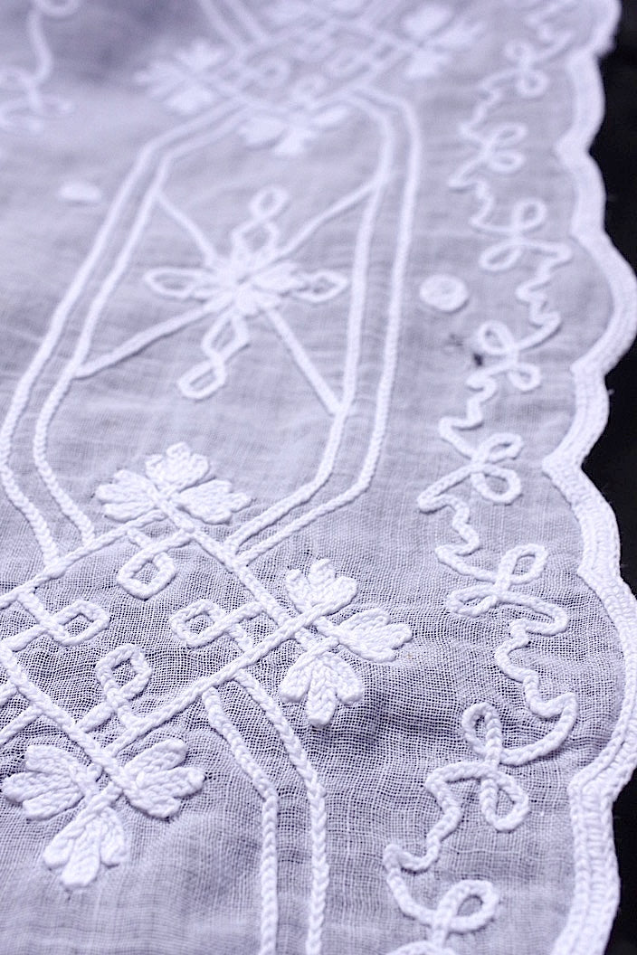 linge de maison antique アンティークステッチ刺繍生地 カーテン コーネリー