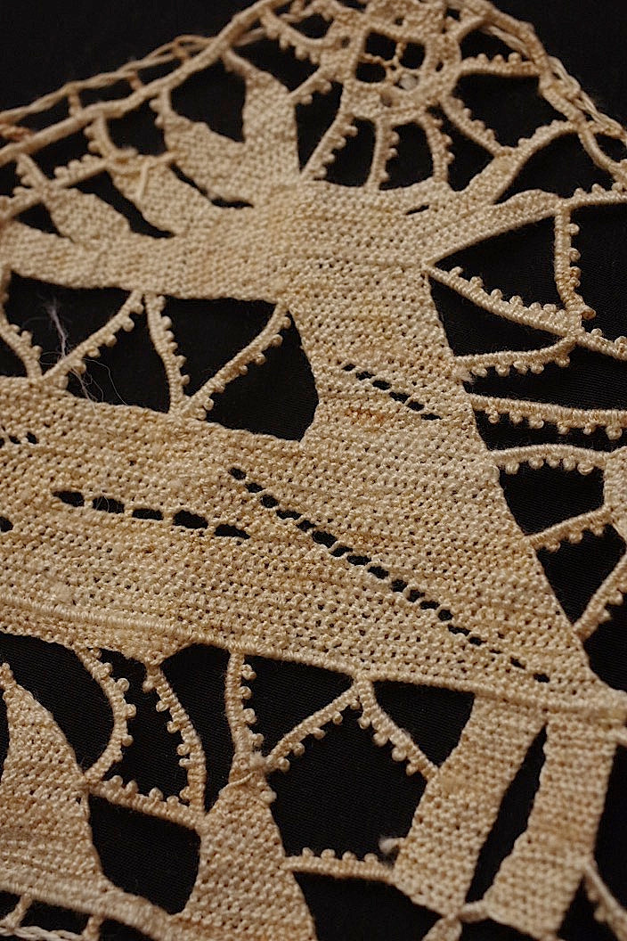 dentelle antique antique lace motif 2 types
