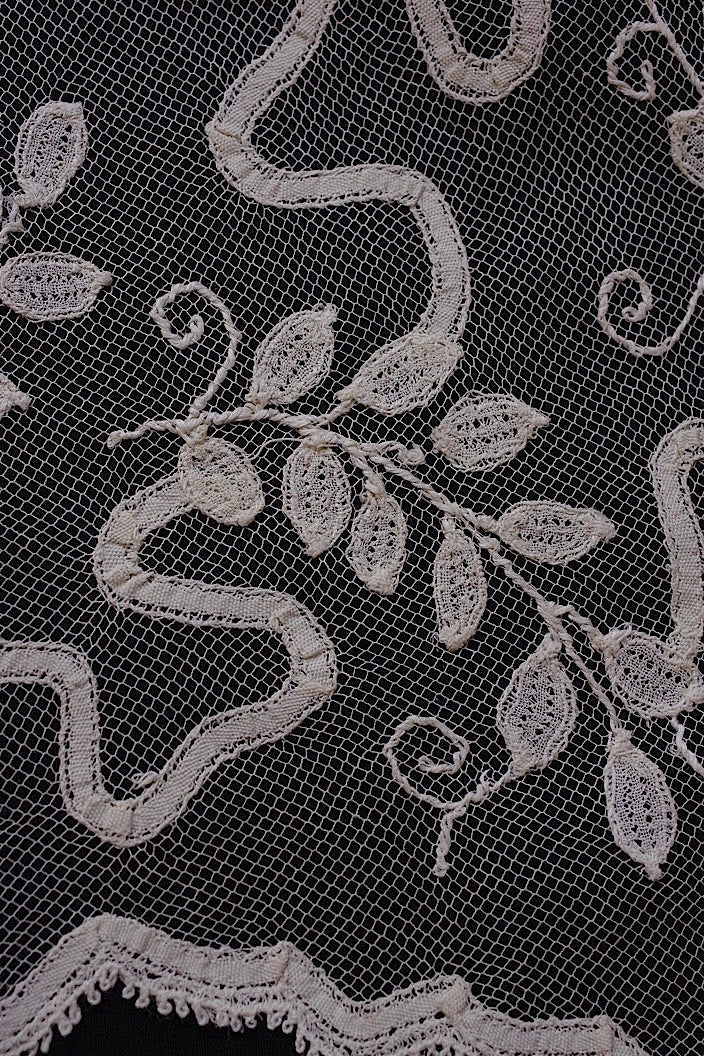 dentelle antique antique lace veil