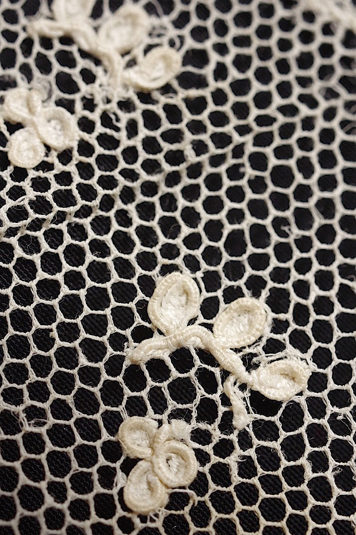 dentelle antique antique lace 147cm