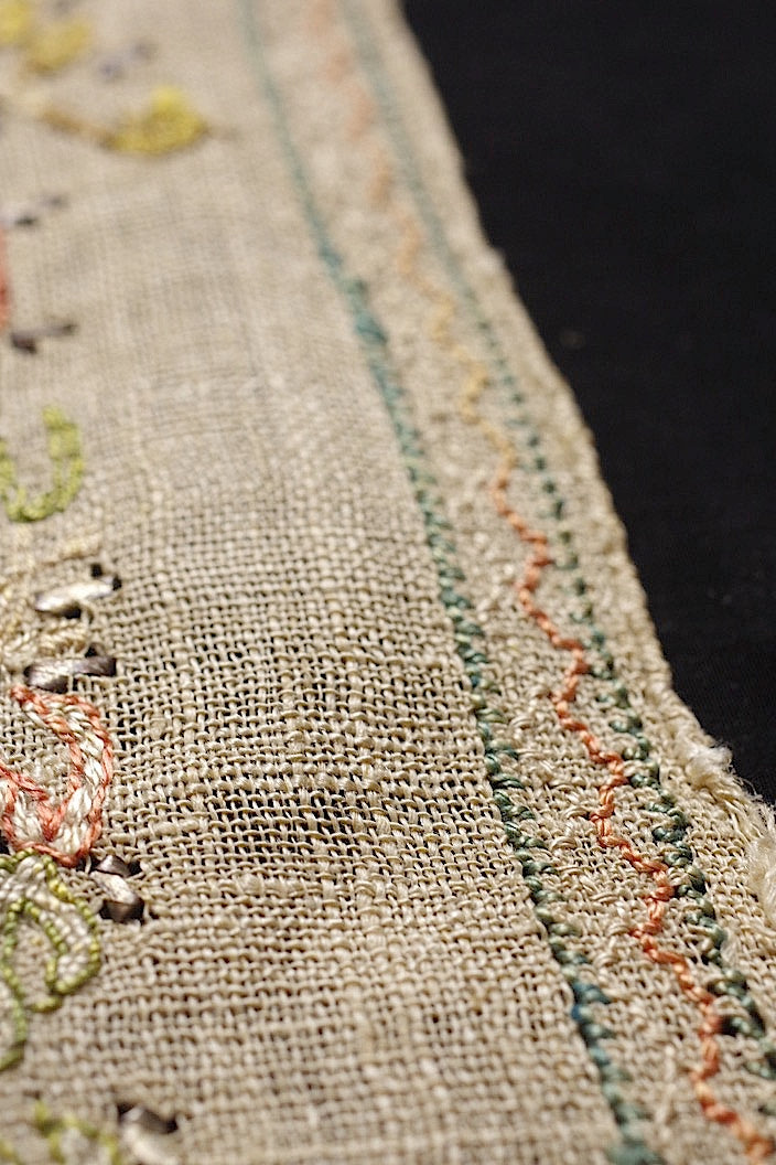 tissu oriental antique アンティークオリエンタル刺繍生地