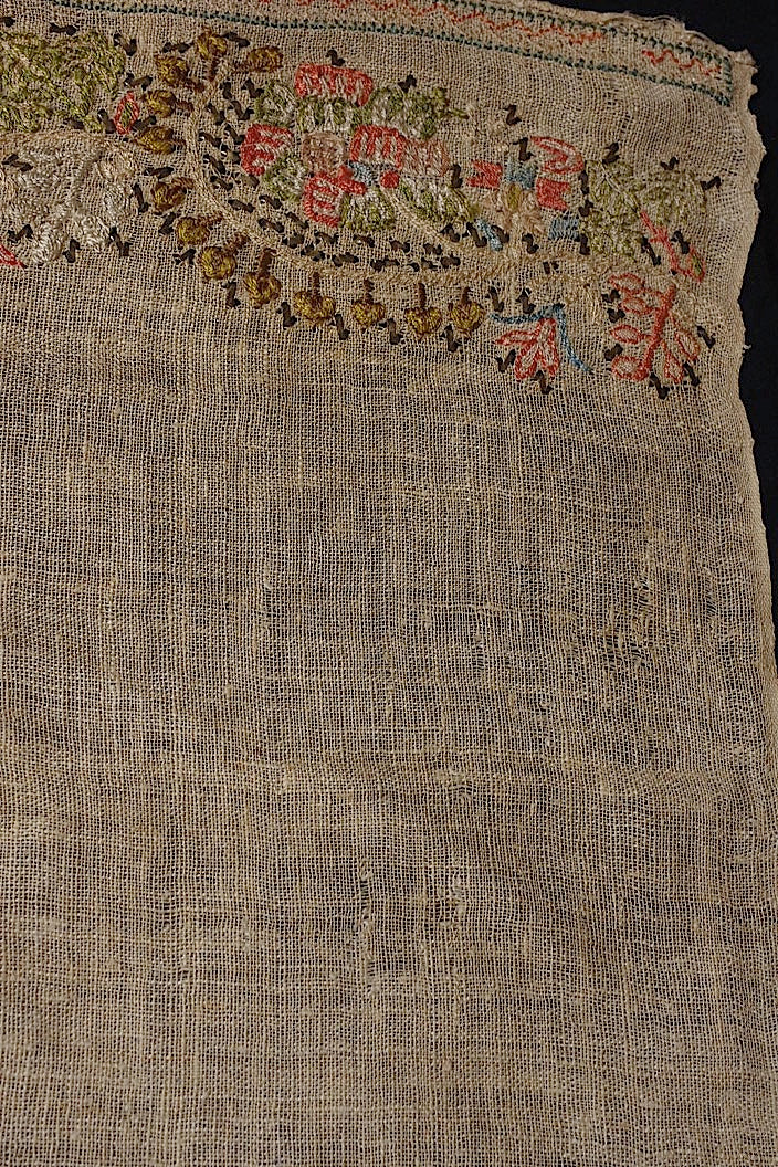 tissu oriental antique アンティークオリエンタル刺繍生地 .FR a l'epoque