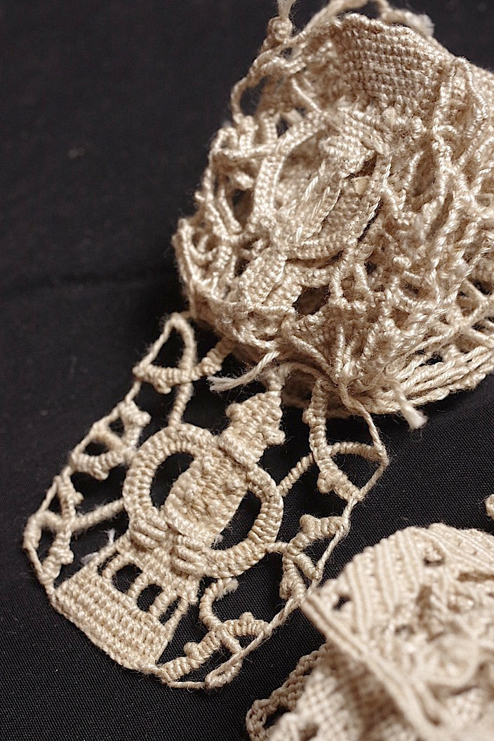 dentelle antique antique lace human pattern motif 3
