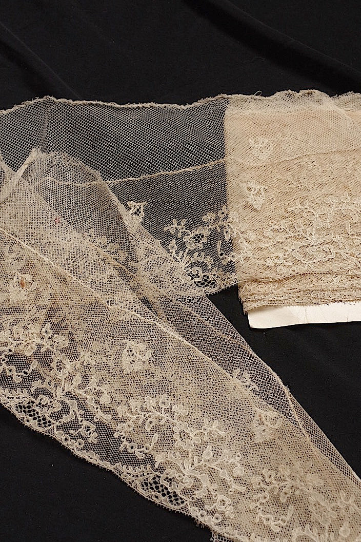 dentelle antique antique lace 173cm 187cm
