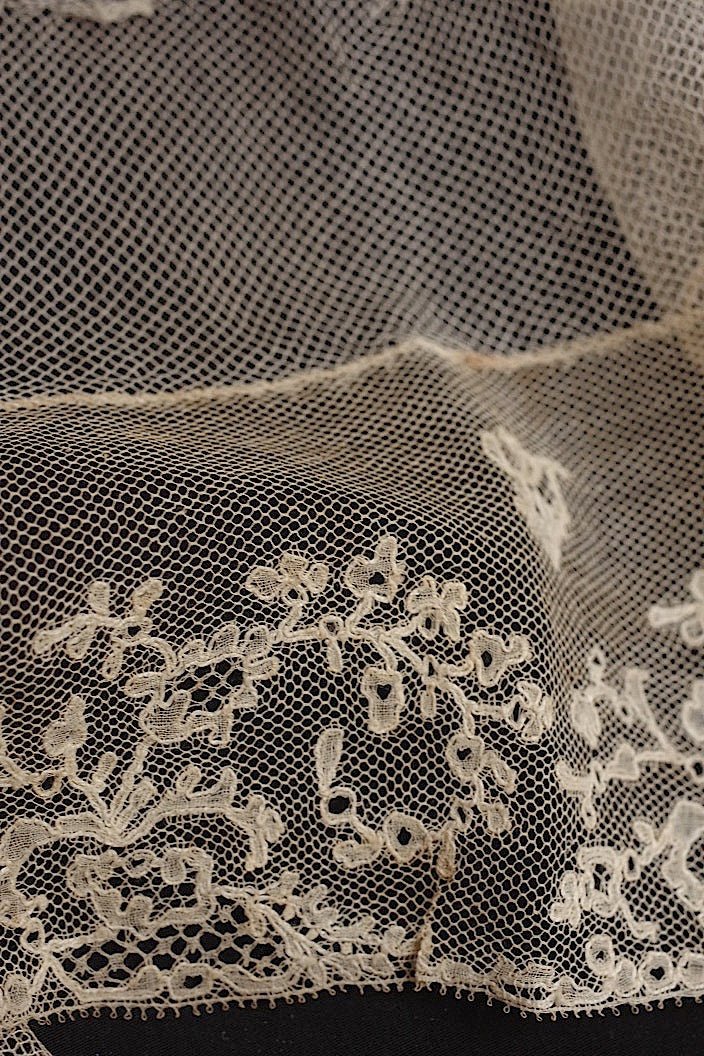 dentelle antique antique lace 173cm 187cm