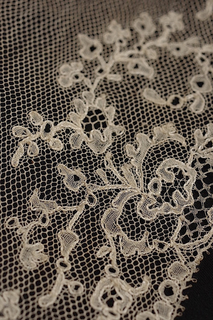 dentelle antique antique lace 173cm 187cm