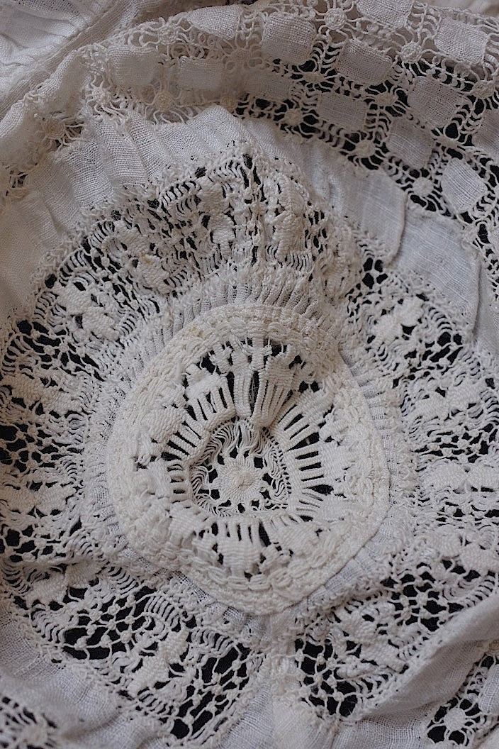 dentelle antique 2 antique bones