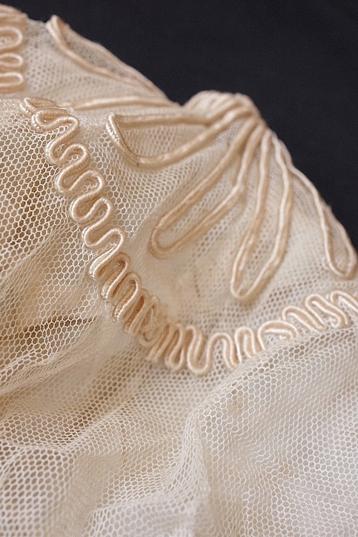 dentelle antique 2 antique bones