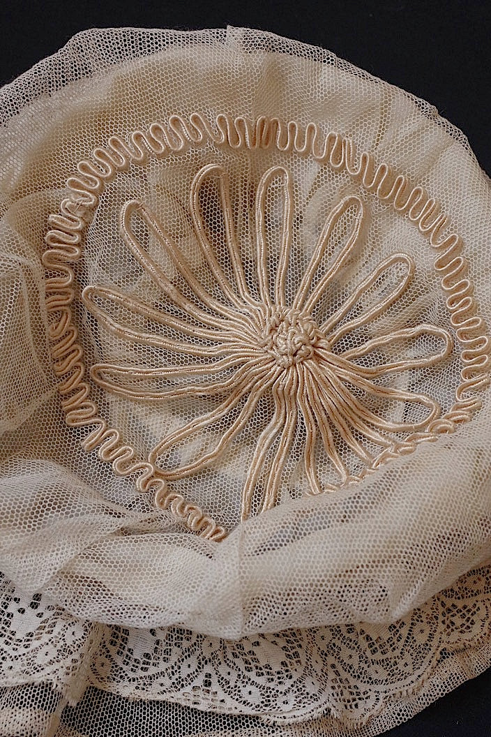 dentelle antique 2 antique bones