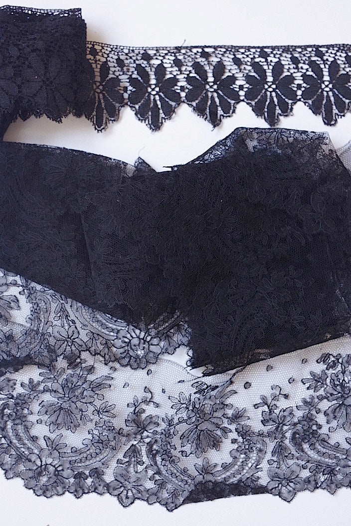 dentelle antique アンティークレース 黒レース シャンティイ ブロンド .FR a l'epoque