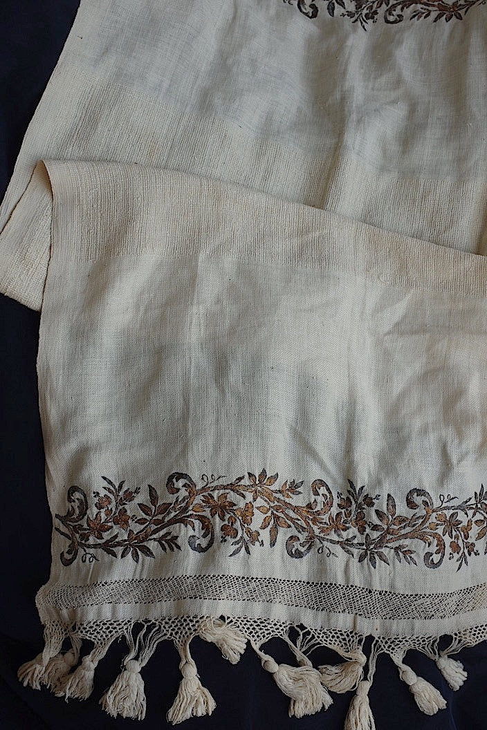 linge de maison antique アンティーク刺繍クロス オリエンタル .FR a l'epoque