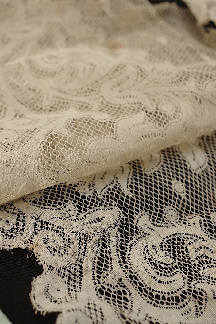dentelle antique antique lace 2 types
