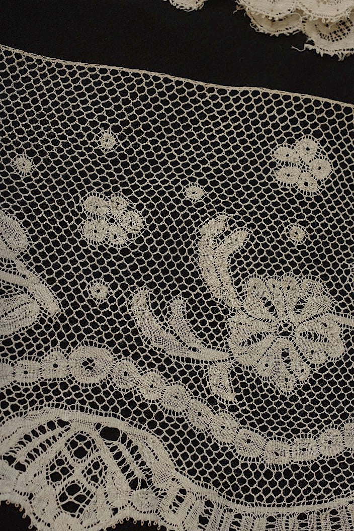 dentelle antique antique lace 2 types