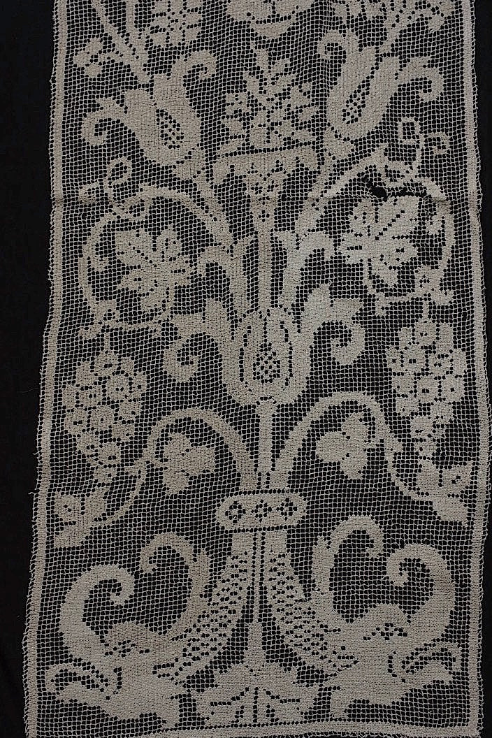 dentelle antique アンティークレース フィレレースモチーフ 1 .FR a l'epoque