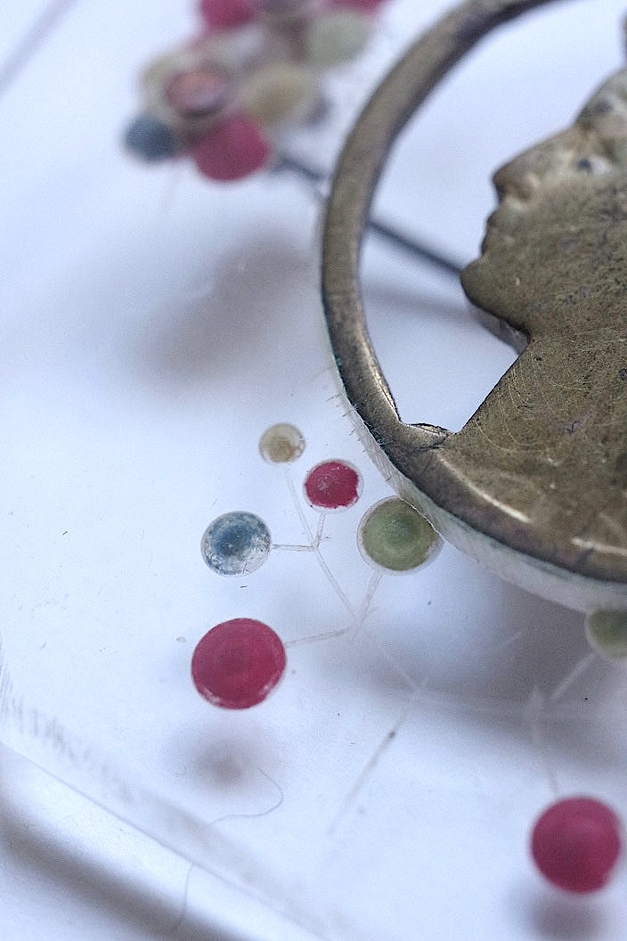 broche antique アンティークブローチ .FR a l'epoque