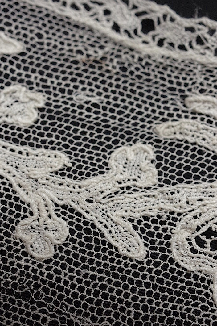dentelle antique antique lace 48cm 45cm