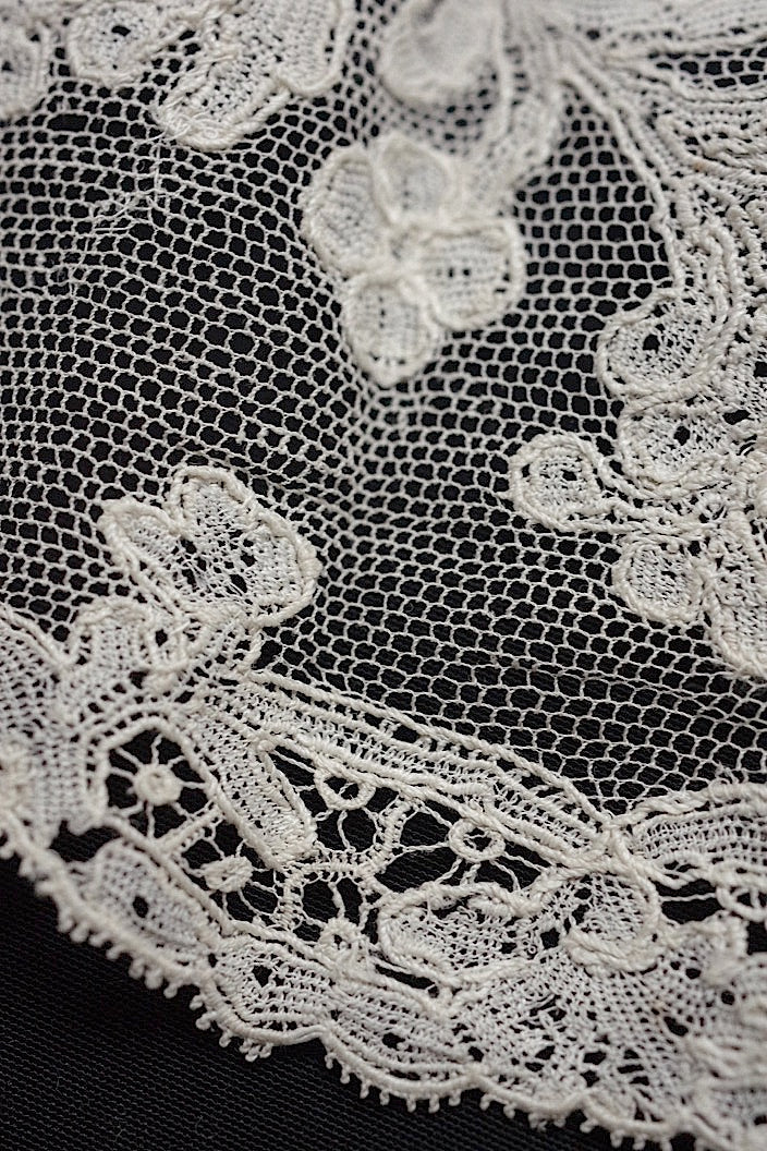 dentelle antique antique lace 48cm 45cm