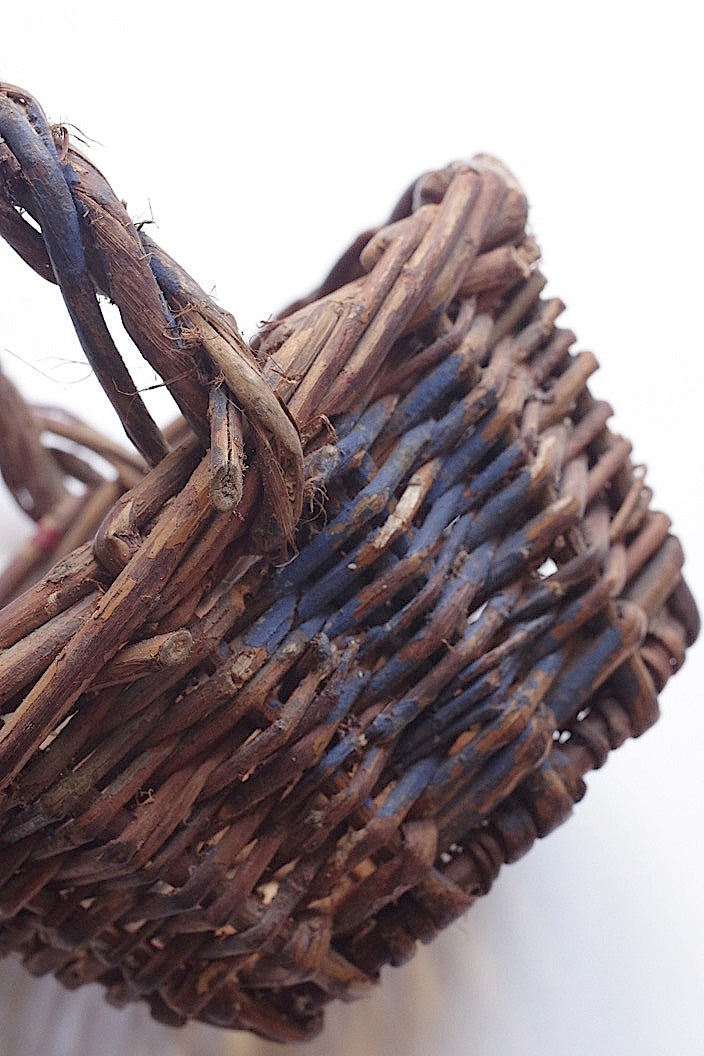 panier  antique アンティークパニエ petit .FR a l'epoque