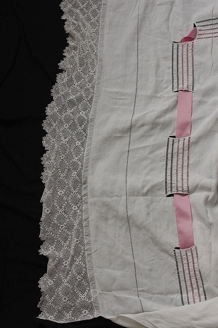 dessus de lit ancien antique bed cover lace