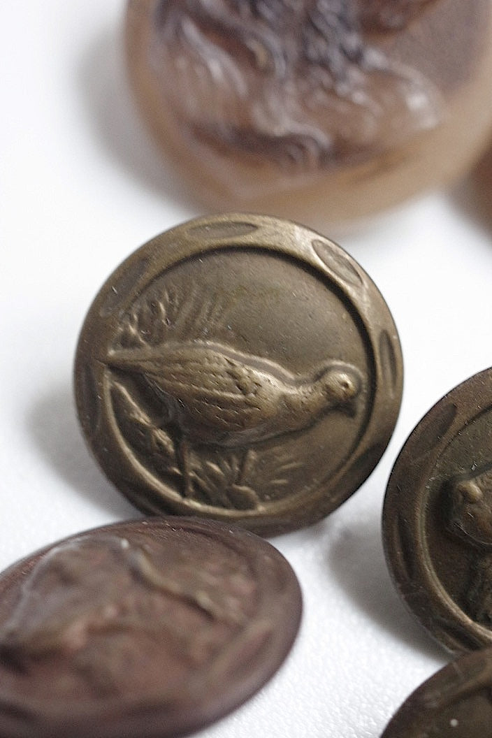 bouttons vintage  ヴィンテージ ハンターボタンlot2 .FR a l'epoque