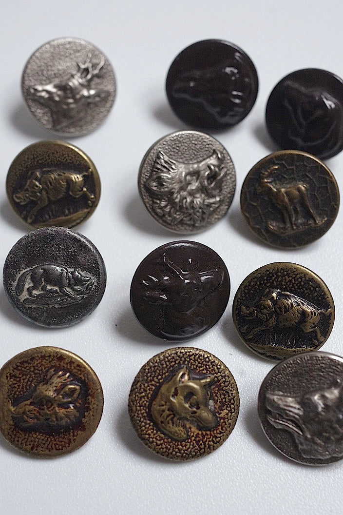 bouttons vintage  ヴィンテージ ハンターボタンlot4 .FR a l'epoque