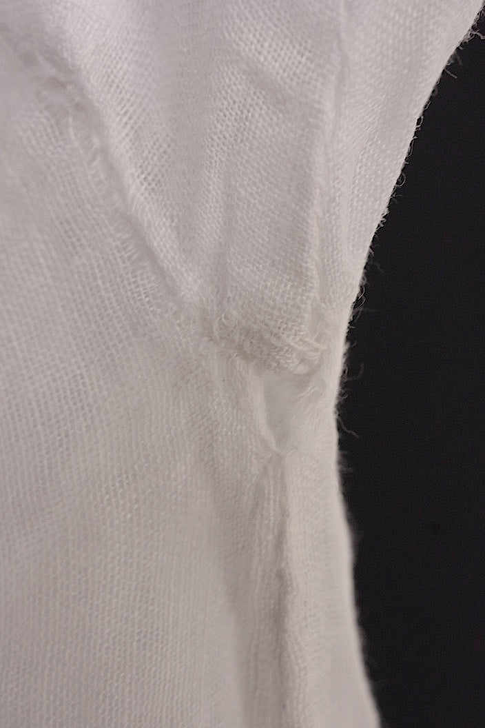 vêtement antique antique church tunic aube3