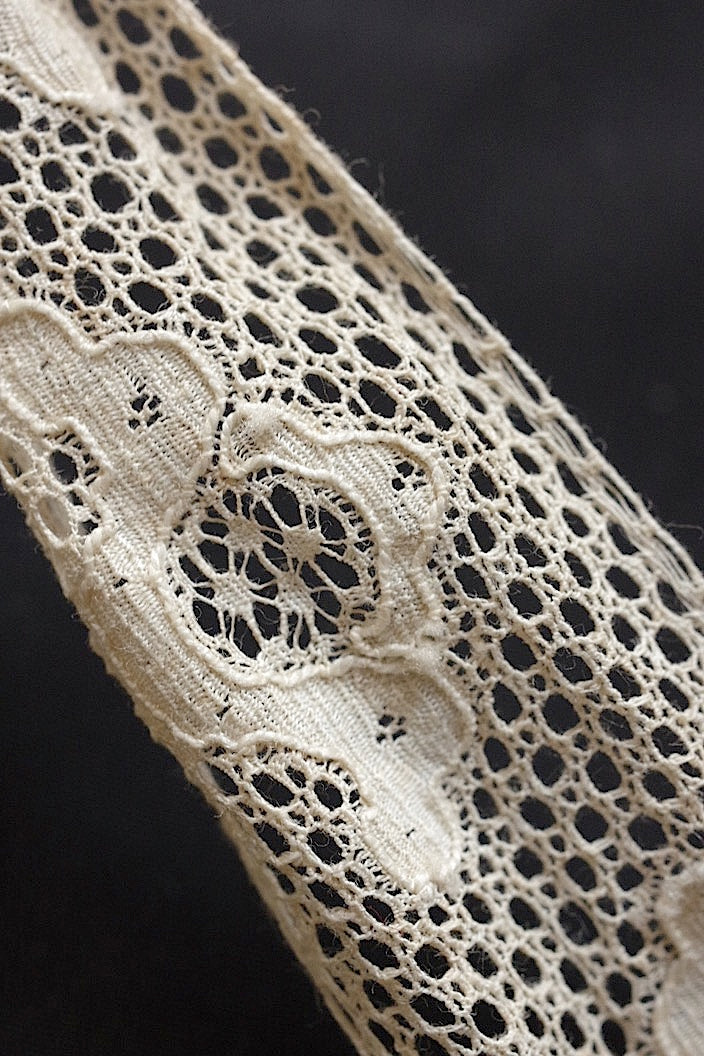 dentelle antique antique lace 285cm 307cm
