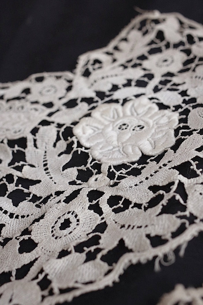 dentelle antique antique lace motif set