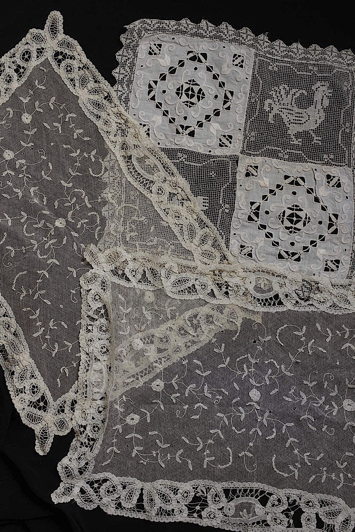 dentelle antique antique lace petit cross lot