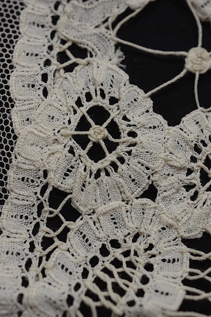dentelle antique antique lace petit cross lot