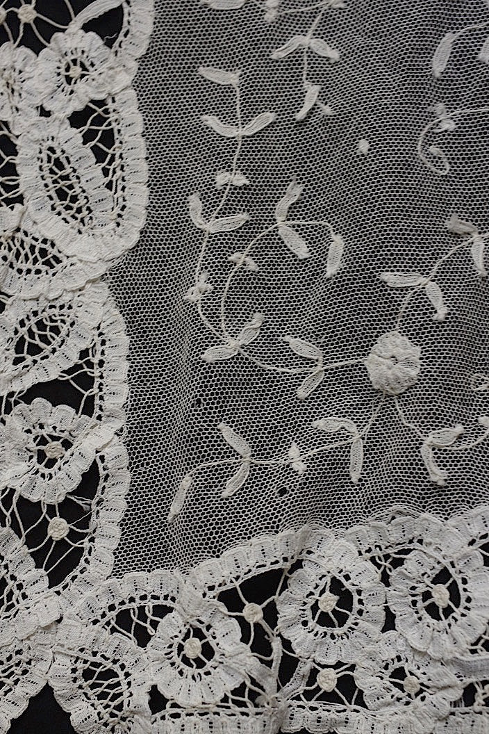 dentelle antique antique lace petit cross lot