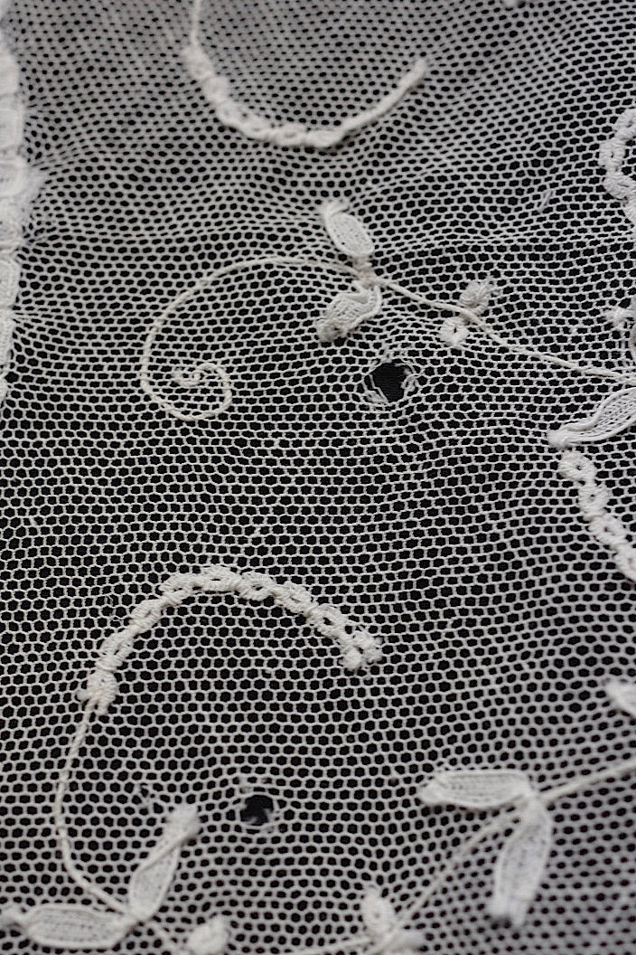 dentelle antique antique lace petit cross lot