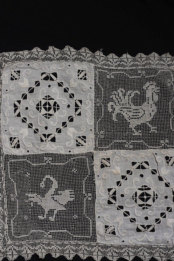 dentelle antique antique lace petit cross lot