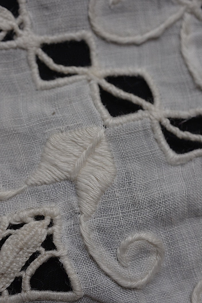 dentelle antique antique lace petit cross lot